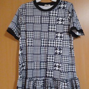 Black and white Shirt/Dress